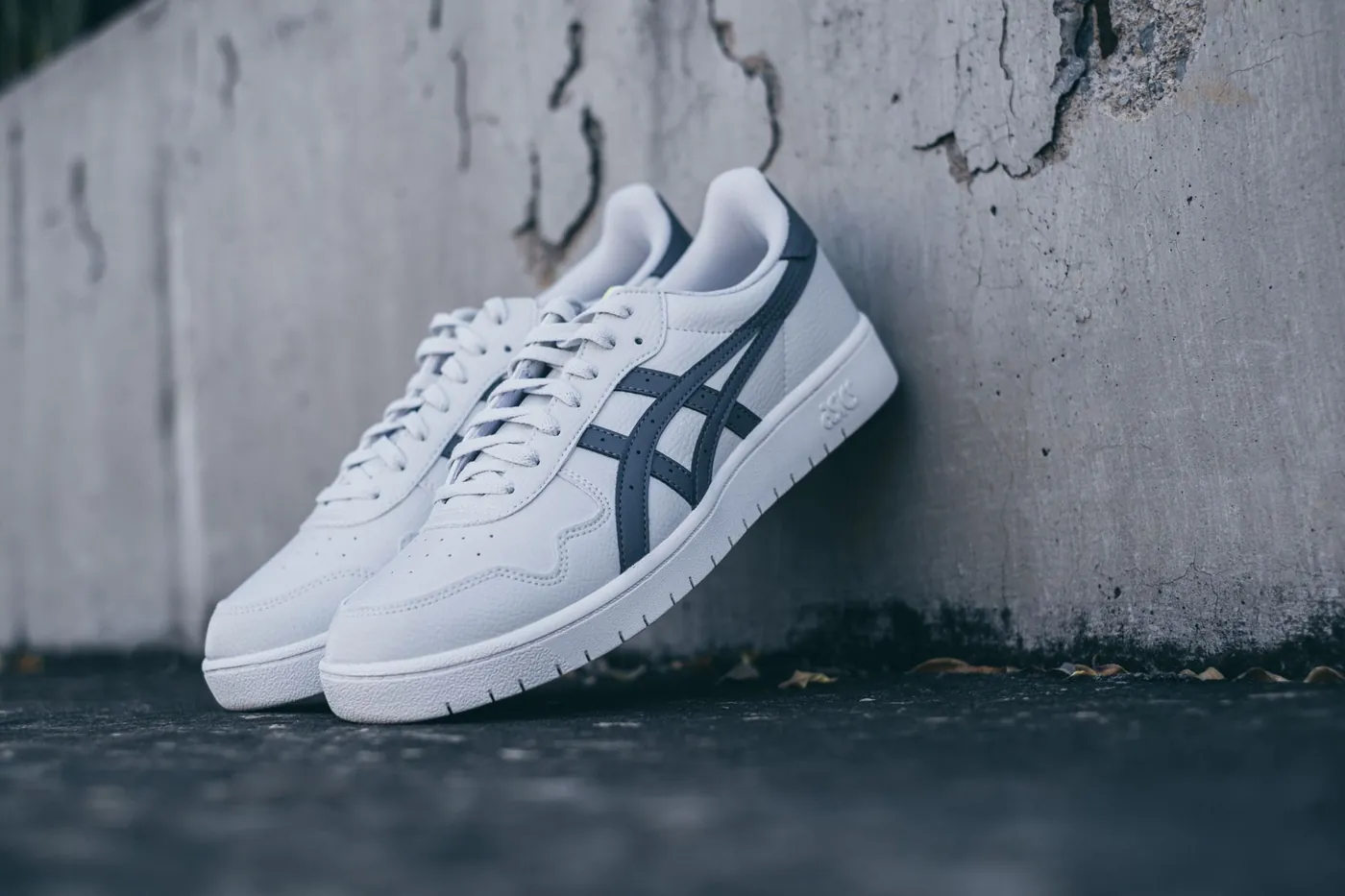 ASICS Japan S, צילום אווירה