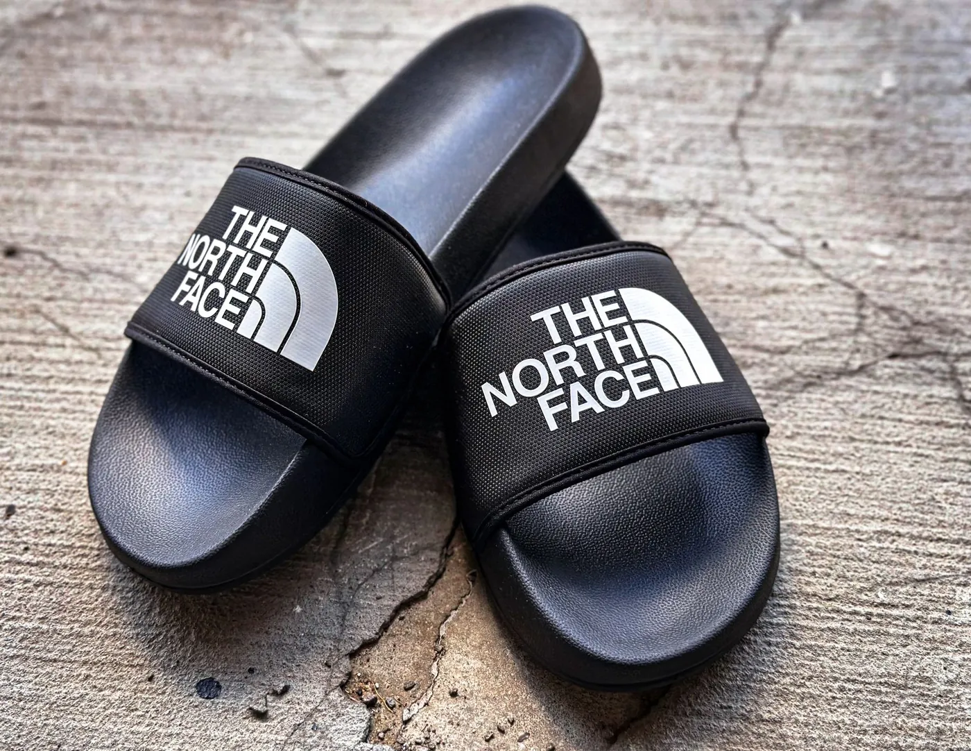 The North Face Base Camp Slide, צילום אווירה
